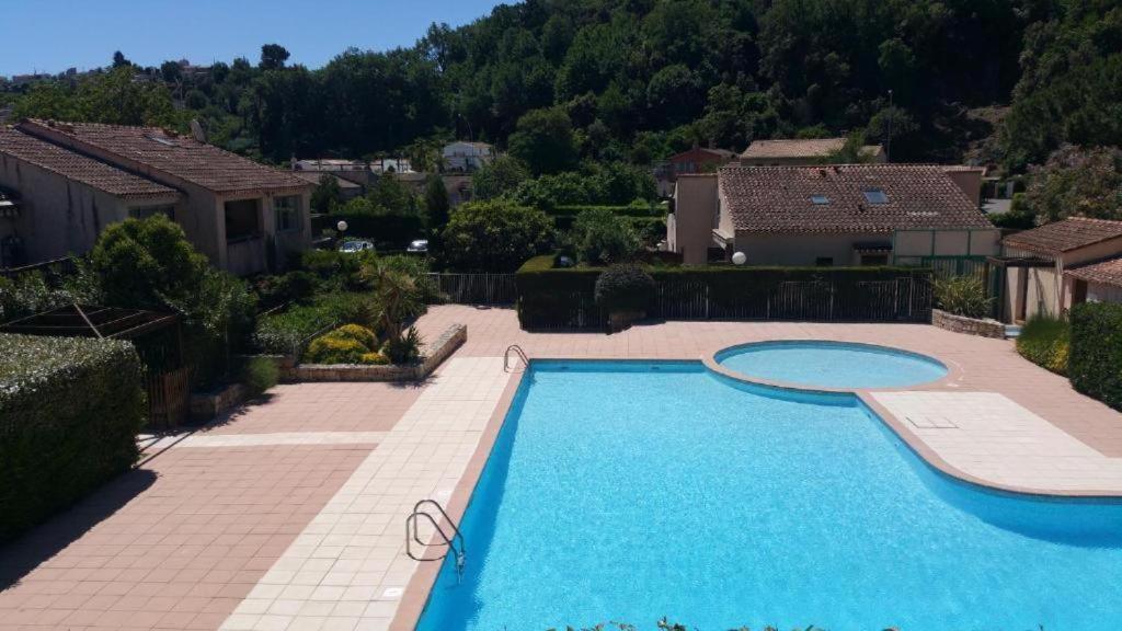 Charmante Petite Maison Au Calme Villeneuve-Loubet Extérieur photo