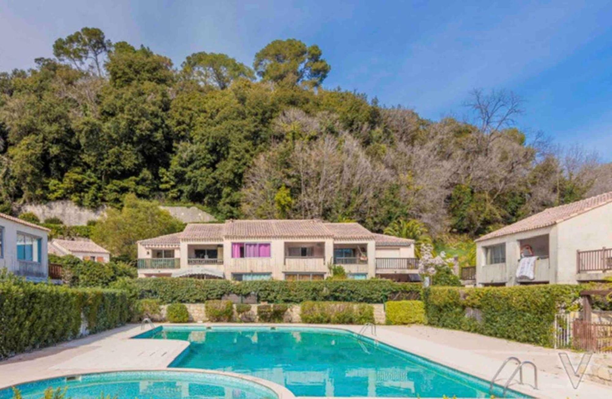 Charmante Petite Maison Au Calme Villeneuve-Loubet Extérieur photo