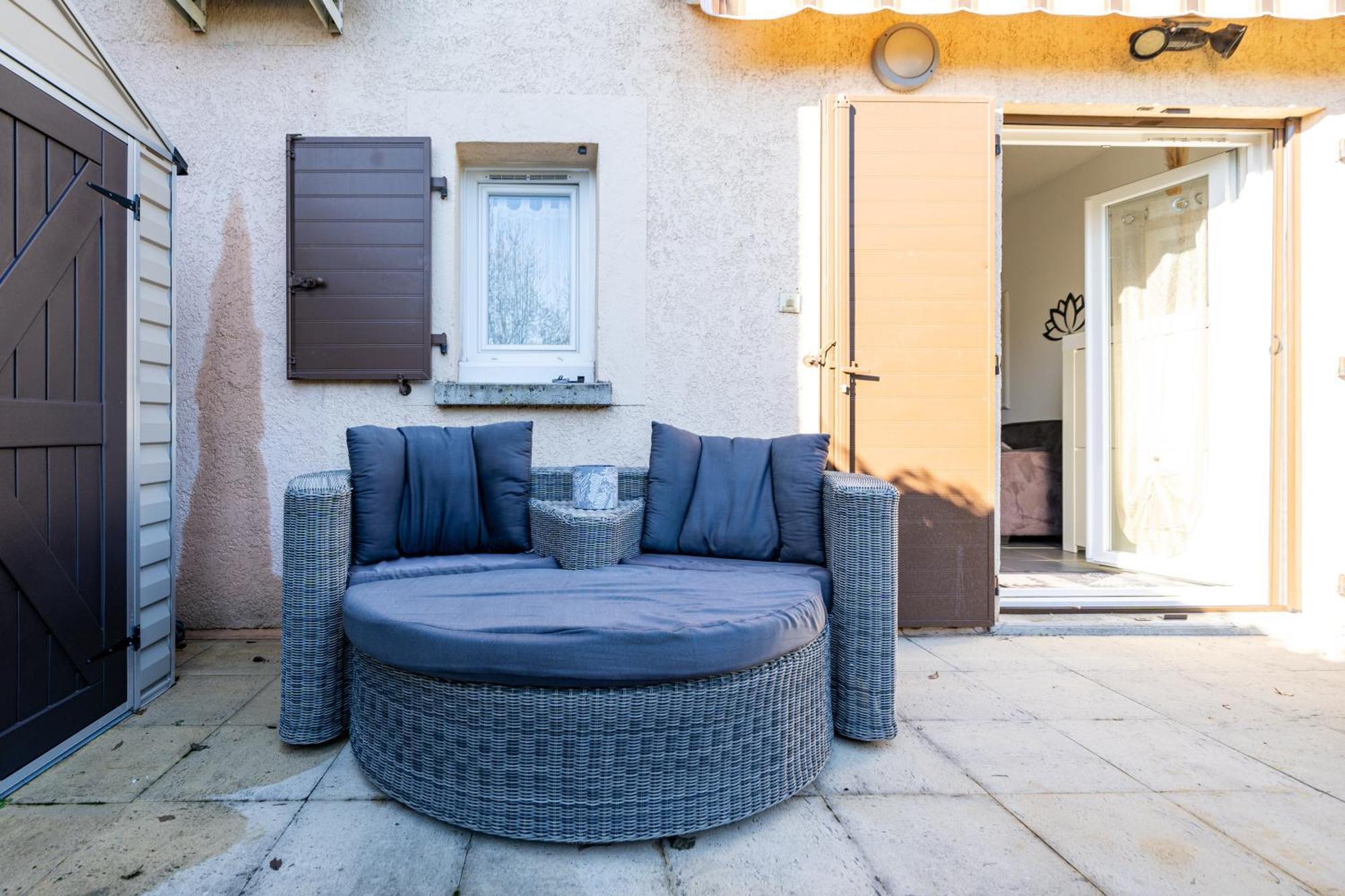 Charmante Petite Maison Au Calme Villeneuve-Loubet Extérieur photo